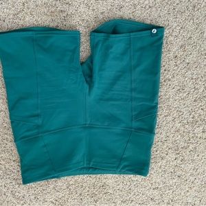 Oiselle pocket jogger running shorts size 02